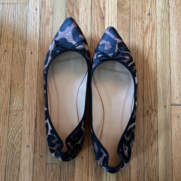 J.Crew Gemma Leopard Print Pointy Toe Flats Size 8.5 - Picture 2 of 9